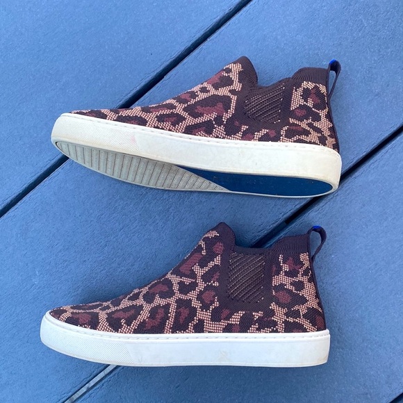 Rothy’s Chelsea Sneaker in Wildcat Limited Edition Sneakers-NEW - Picture 4 of 13